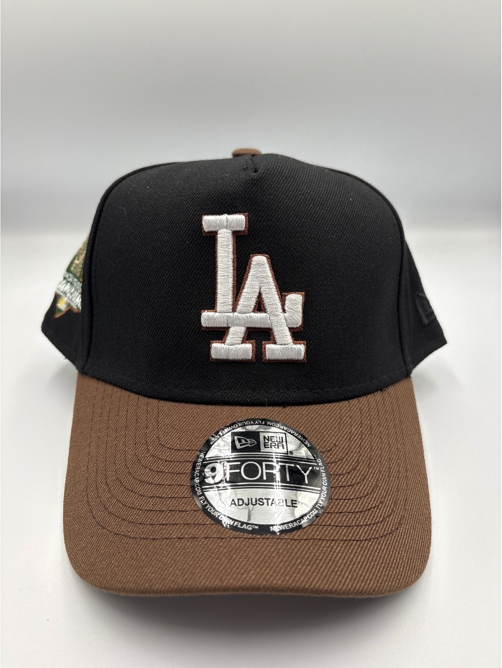 New Era LA Dodgers 9FORTY Adjustable Baseball Cap - Black and Brown